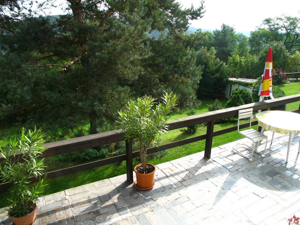 Villa Blanka Horni Podkozi Ngoại thất bức ảnh